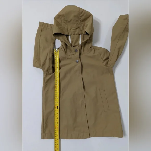 Zara Girls rain trench coat with hood Size 4 Years